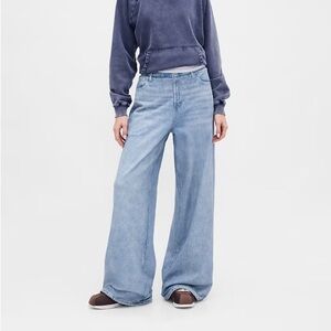 GAP Sweatpantd Jeans